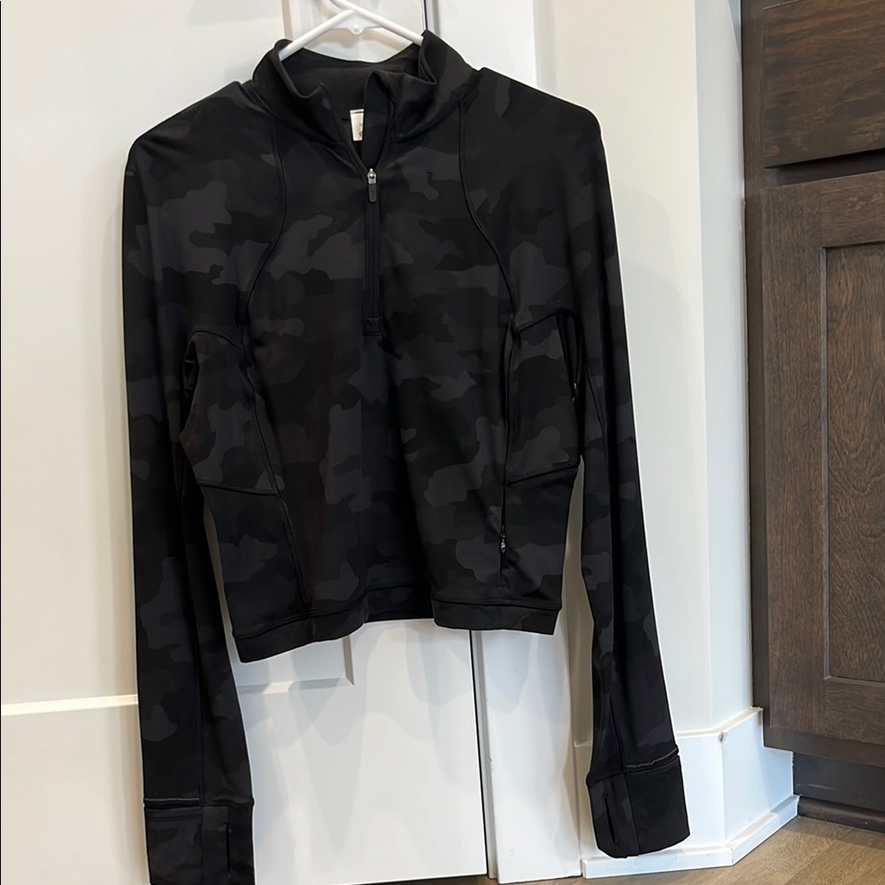 Lululemon Cropped Black Camo Jacket